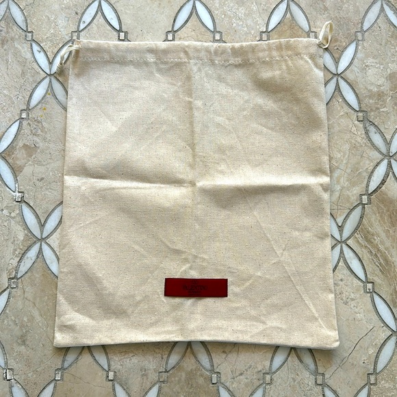 New Valentino Garavani Dust Cover / Dust Bag 13”x 12” - Picture 1 of 5